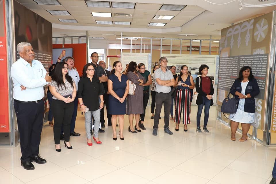 Exposicion Historia Di Censo 1960-2010 Na Archivo Nacional Aruba 163 Apertura Exposicion Censo 05