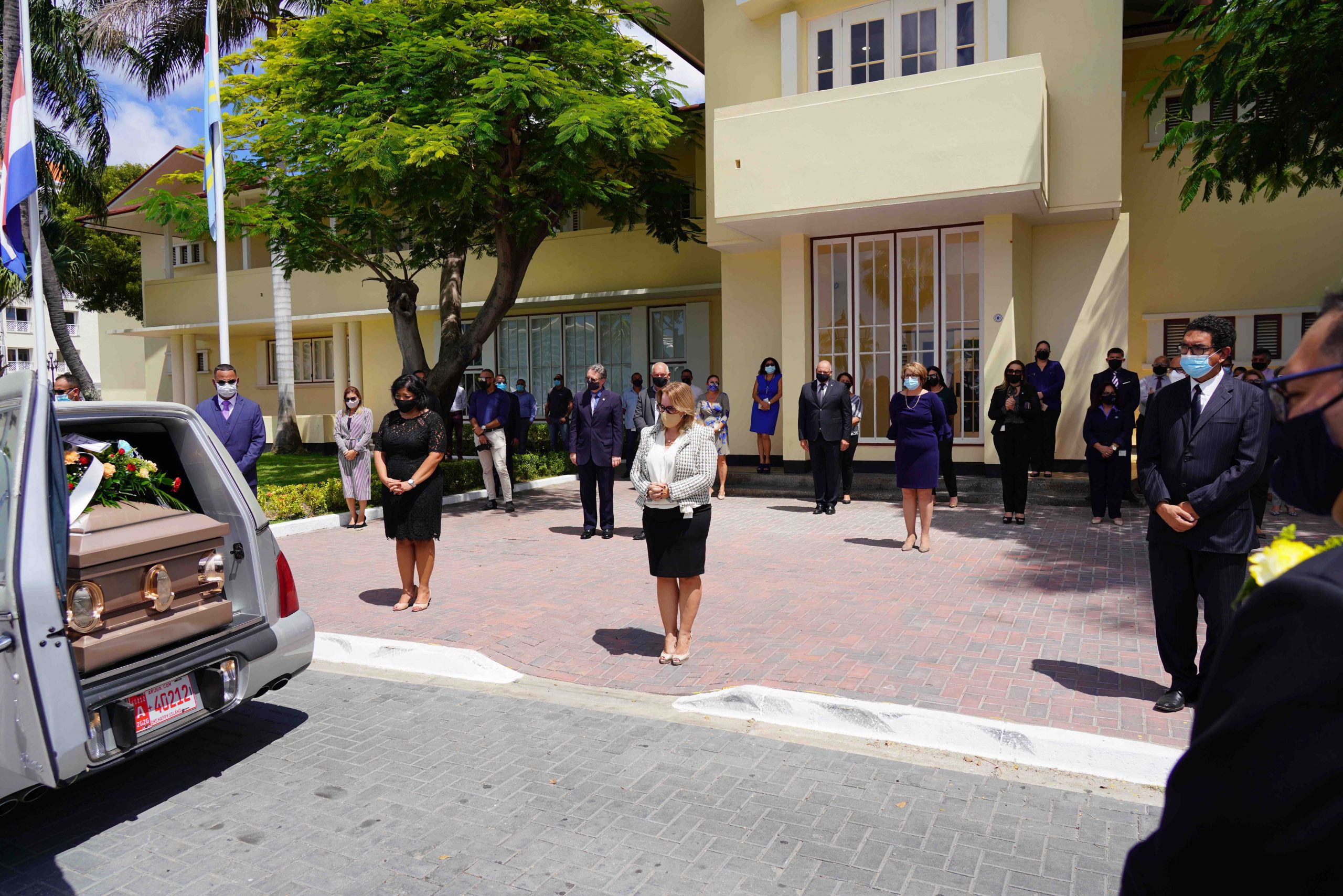 Prome Minister Evelyn Wever-Croes: Despedida Di Sr. Frido Croes Na Bestuurskantoor 161 Despedida Frido Croes 8 Scaled