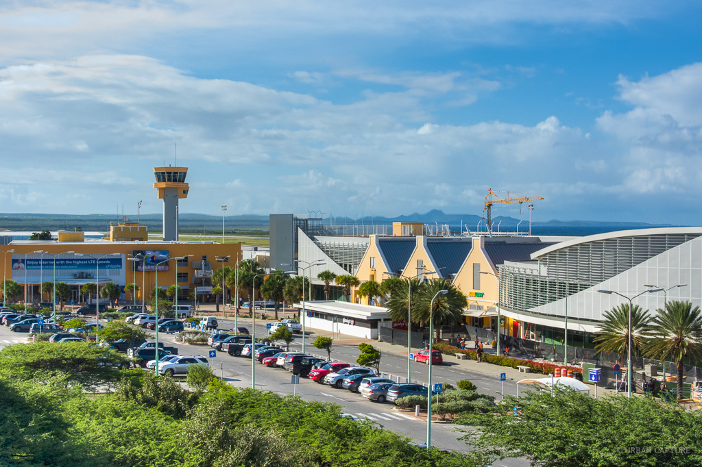 Boneiru Ta Bin Ku Regla Mas Estrikto Pa Pasahero Di Kòrsou Tèst Di Pcr Ta Obligá Pa Tur Pasahero For Di Kòrsou 160 181204 1546 Hato International Airport Curacao 1