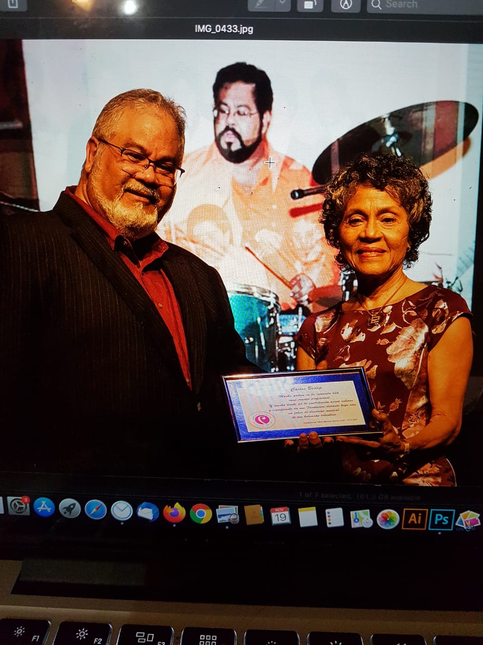 Fundacion Pa Talento Musical ‘Donny Laclé’ Ta Felicita Y Gradici Carlos Bislip 162 Entrega Di Certificado