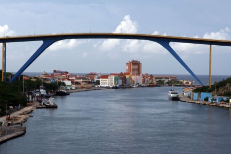 Trabounan Di Mantenshon Di Brùg Juliana Ta Kuminsá 161 Julianabrug 1 450X300 1