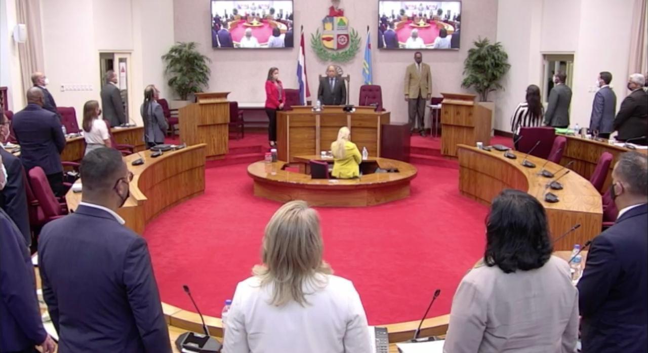 Minister Maduro A Presenta E Segundo Cambio Di Presupuesto 2020 Na Parlamento 160 Minister Xiomara Maduro Ruiz 1