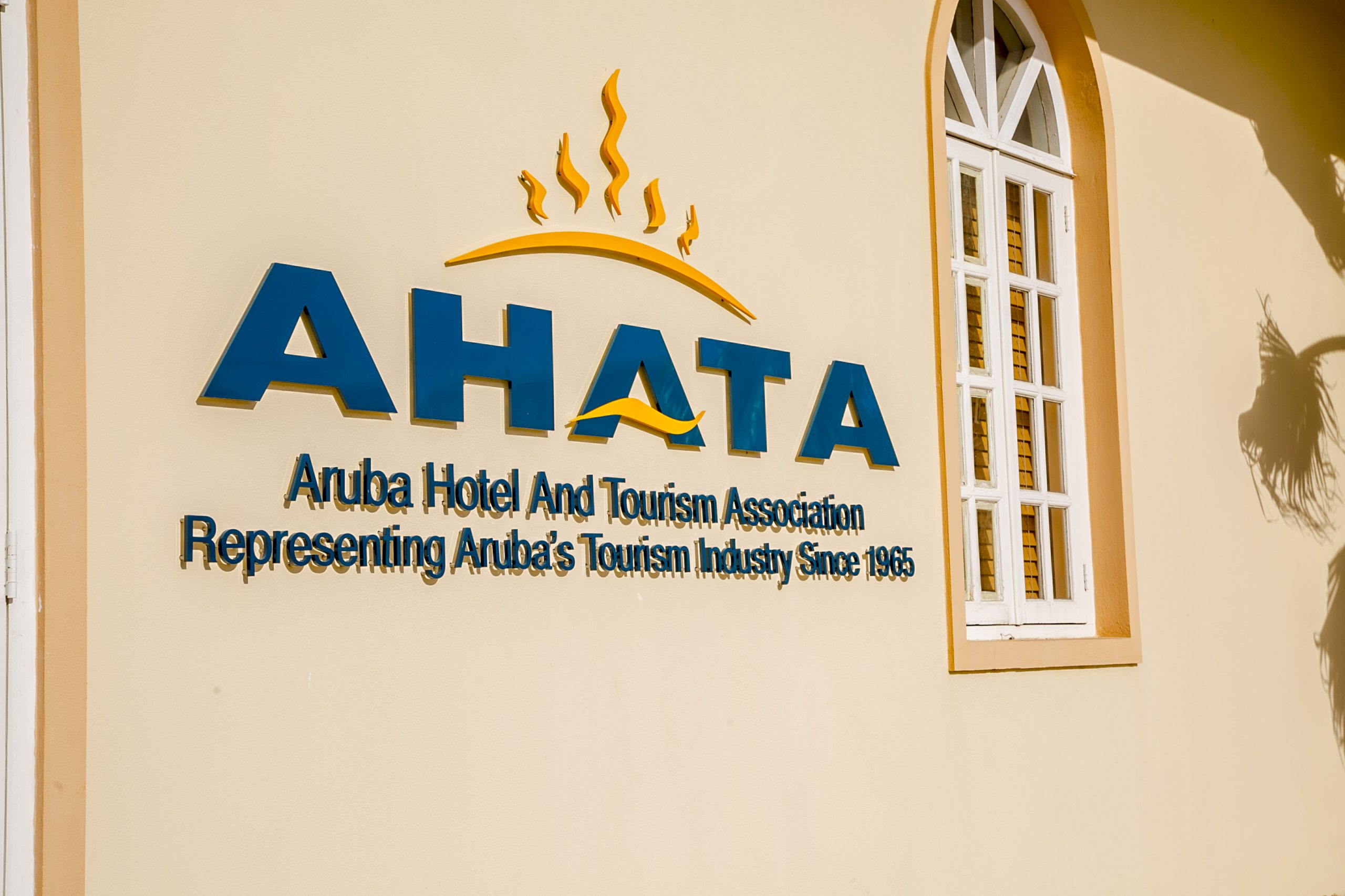 AHATA: Ocupacion di november tabata 72% menos cu na 2019
