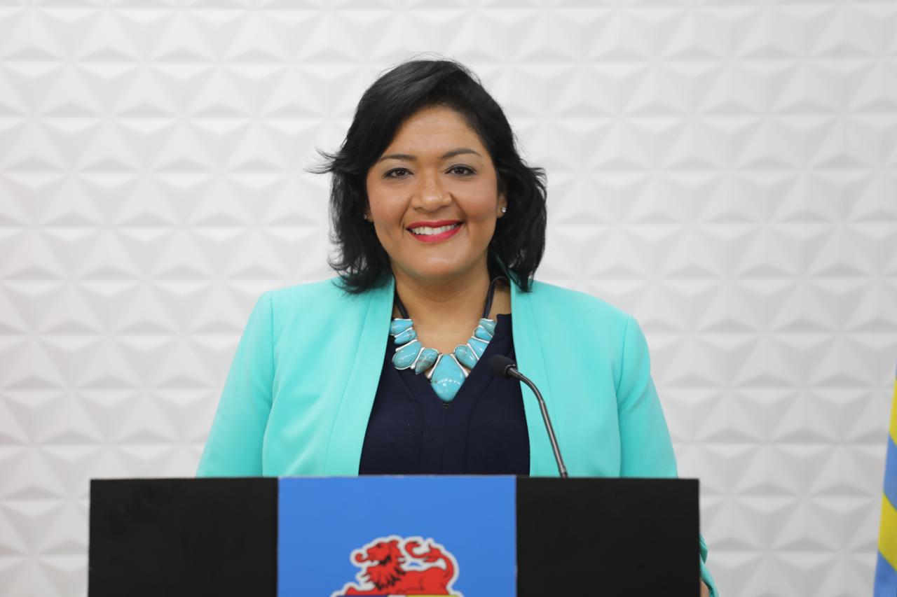 Minister Xiomara Maduro Ta Informa: A Pidi Companianan Estatal Pa Yuda Cumpli Cu Condicion Di Hulanda Y A Pidi Cooperacion Pa Pasa Fondonan Pa Fase 160 Minister Xiomara Maduro