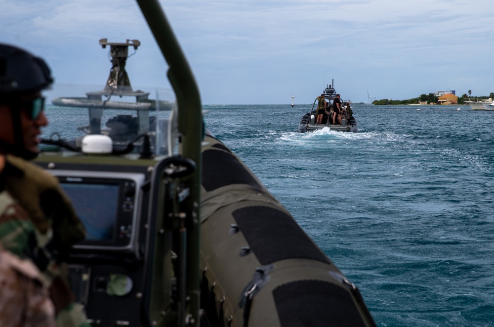 Marinier Di Aruba Y Merca 10