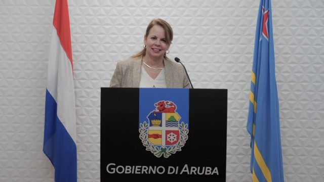 Prome Minister Evelyn Wever-Croes: Mirando Aumento Drastico Den Casonan Nobo Di Covid Ta Aumenta Alerta Pa Cu E Pandemia Y Introduci Medidanan Nobo 160 Prome Minister Evelyn Wever Croes 2