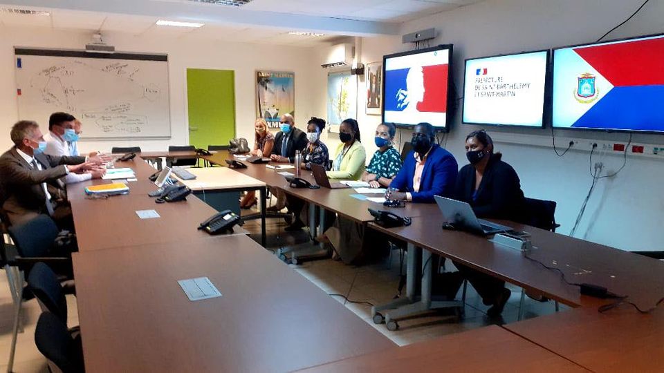 Prome Minister Silveria A Topa Cu Préfet Délégué Serge Gouteyron Pa Discuti Medidanan Pa Sigura Salud Publico 160 142656953 1860360070801976 3493212493132412930 O