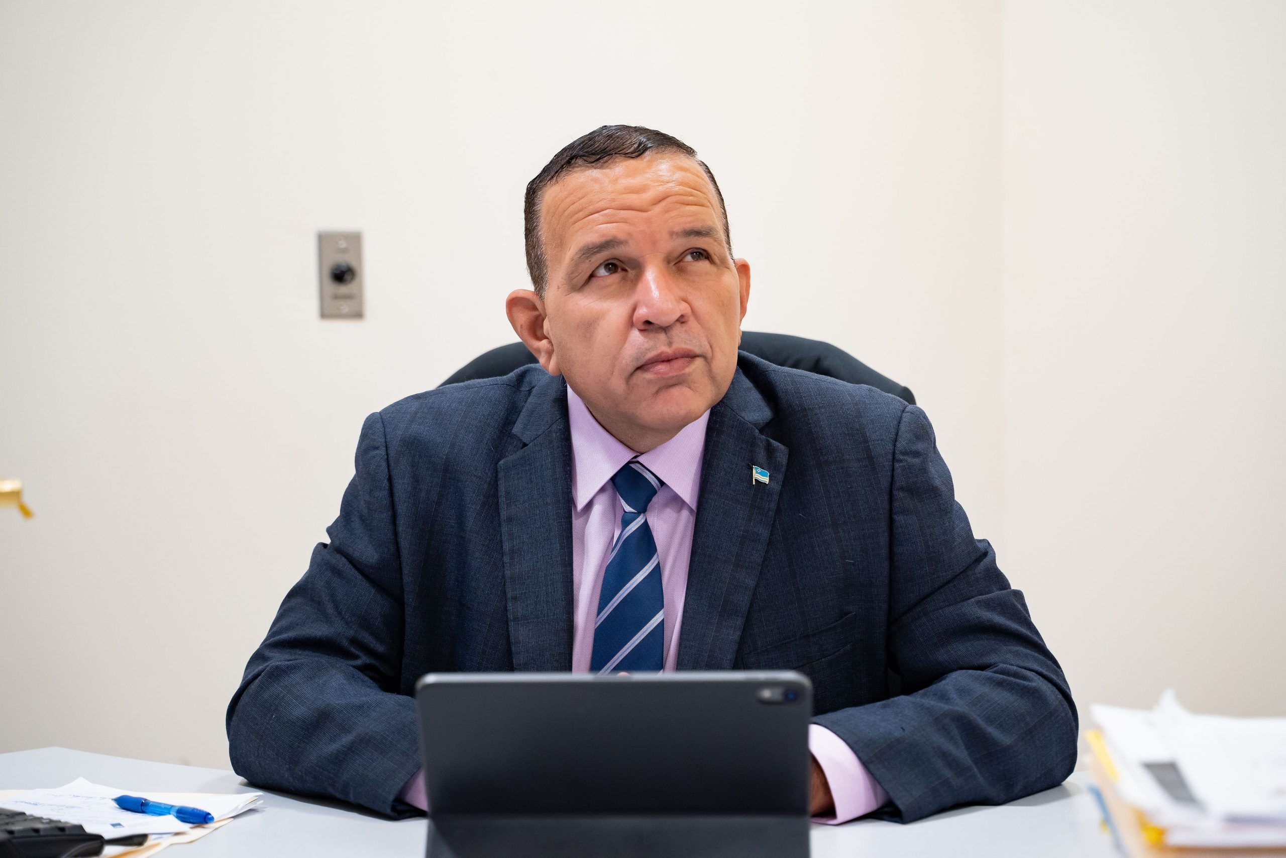 Parlamentario Endy Croes: Conmemorando Esnan Cu A Bay Laga Nos 13 Di Maart 2020 Aruba A Conose Su Promer 2 Casonan Di Covid Cual A Cambia Rumbo Di Nos Pais 160 Endy 32 1 Scaled