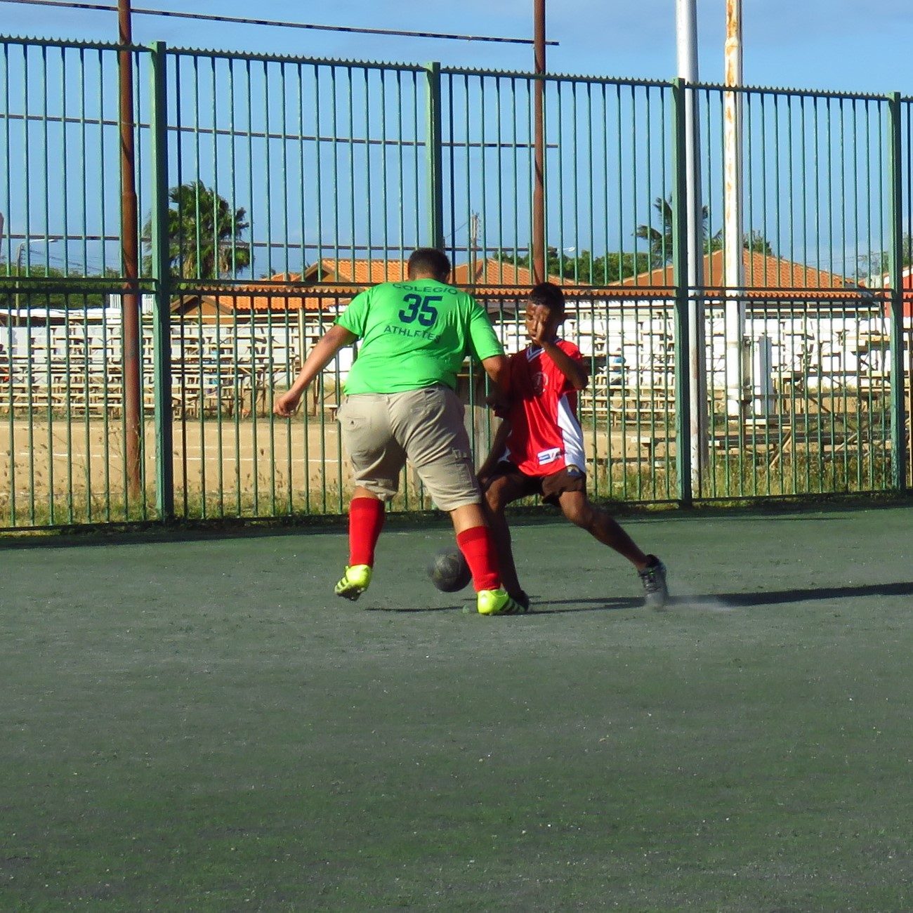 Diferente Scol Cu A Pasa Pa Final Durante Fubol Escolar Di Ibisa 169 Ibisa 11