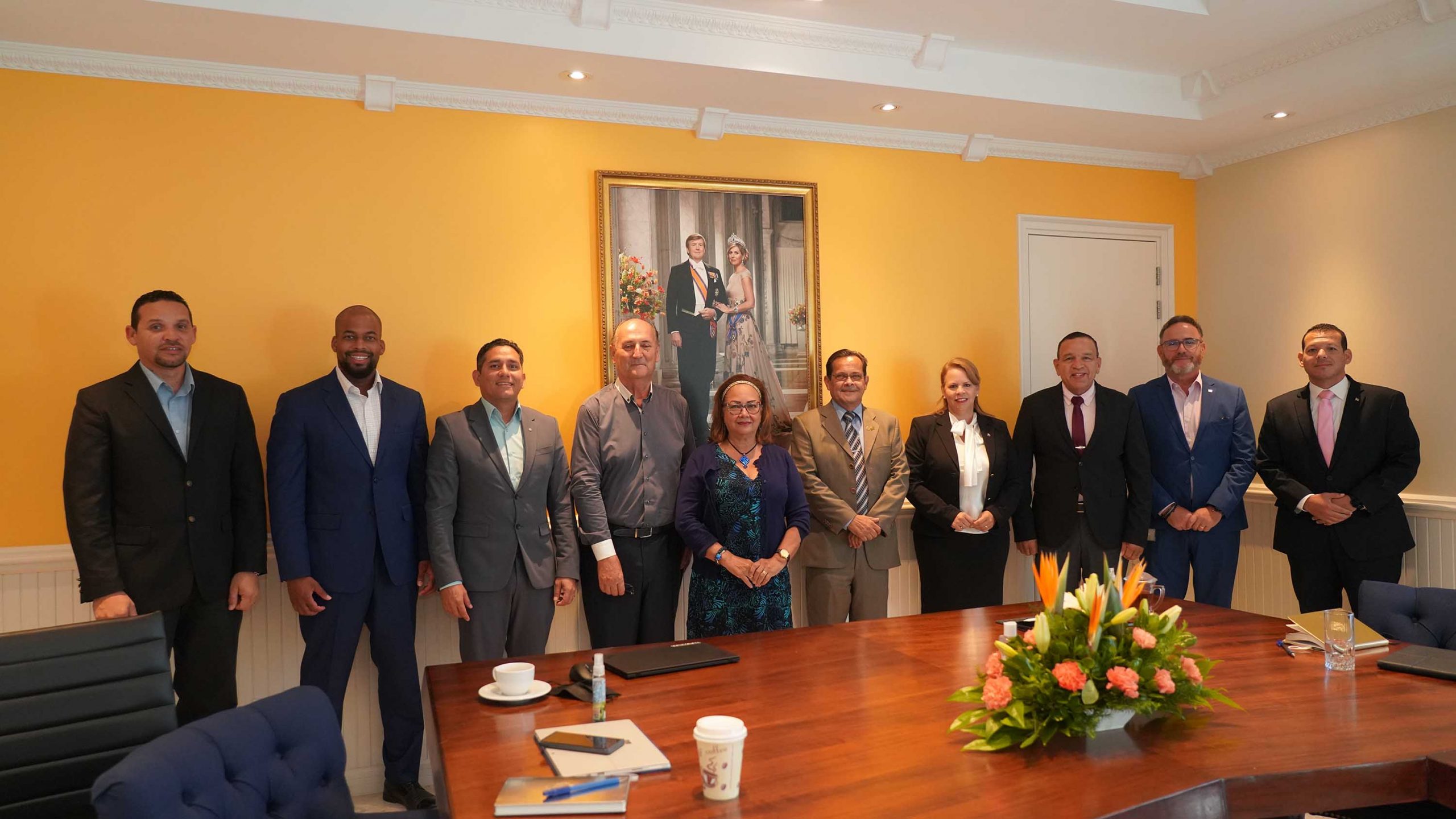 Prome Minister Evelyn Wever-Croes: Reunionnan Di Stakeholders En Conexion Cu Formacion Di Gabinete Wever-Croes 160 Reunion Stakeholders 1 2 Scaled