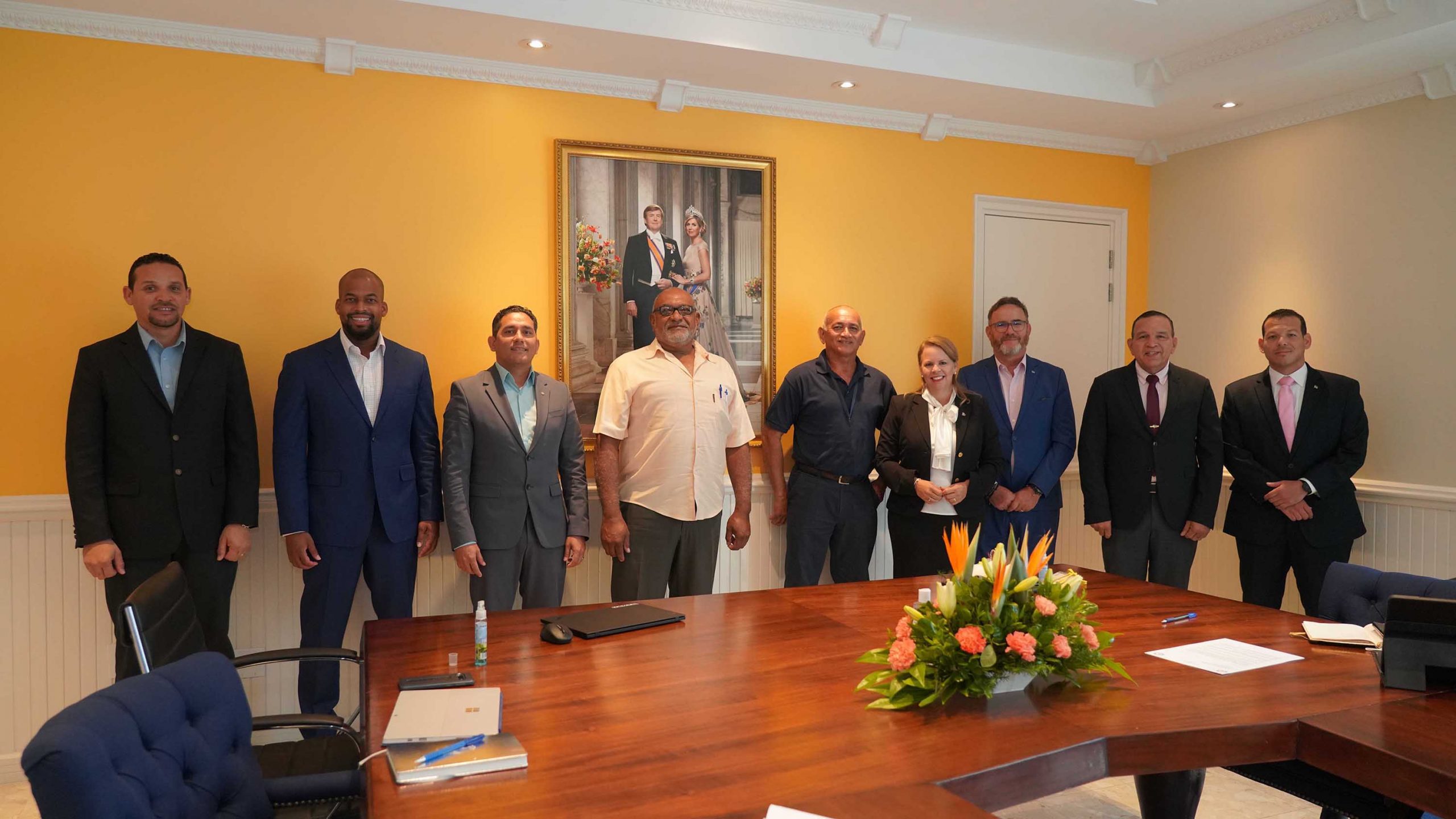 Prome Minister Evelyn Wever-Croes: Reunionnan Di Stakeholders En Conexion Cu Formacion Di Gabinete Wever-Croes 163 Reunion Stakeholders 4 Scaled