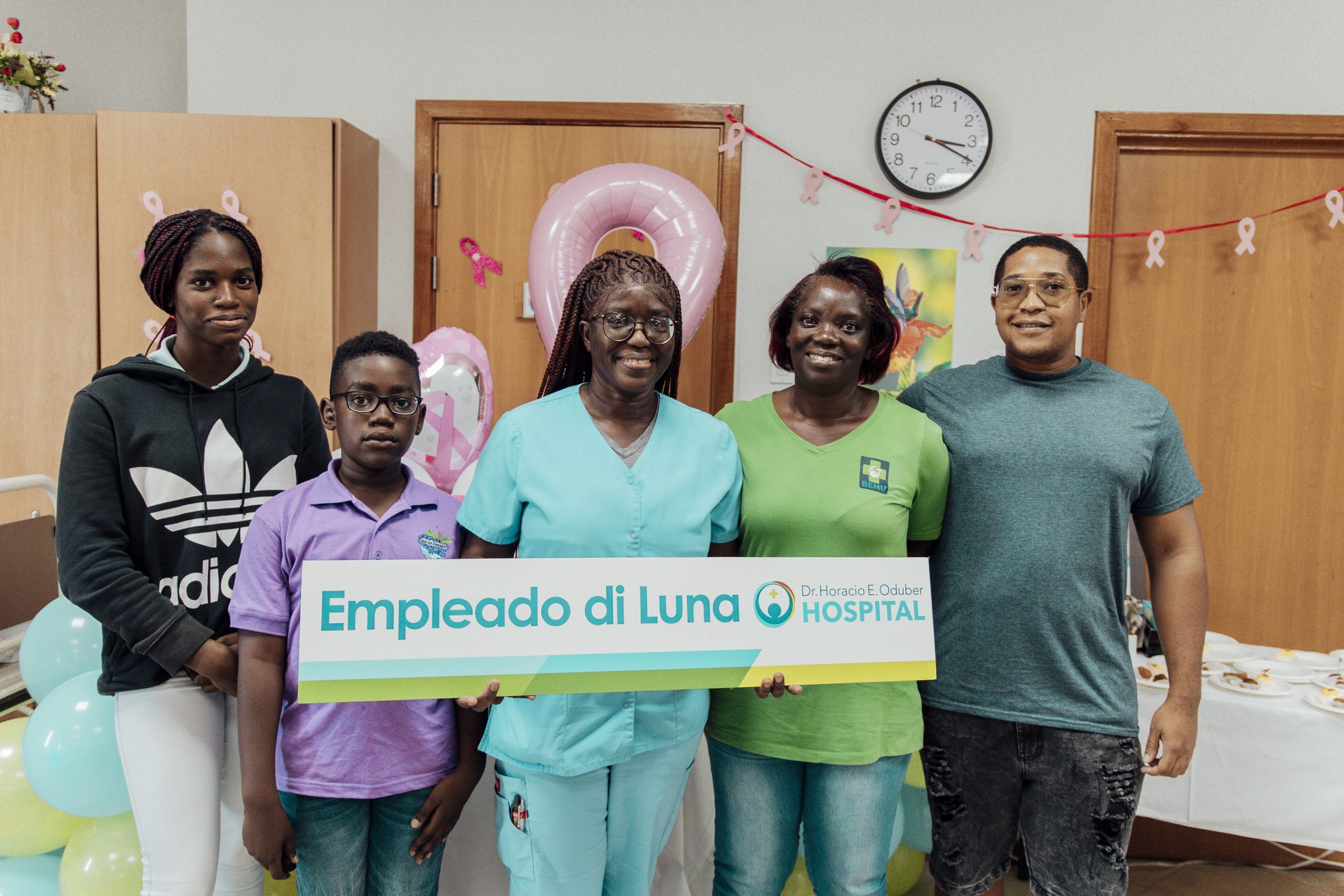 A Sorprende Yolanda Levestone Como Empleado Di Luna Di September 160 Hospitaal 2 Scaled