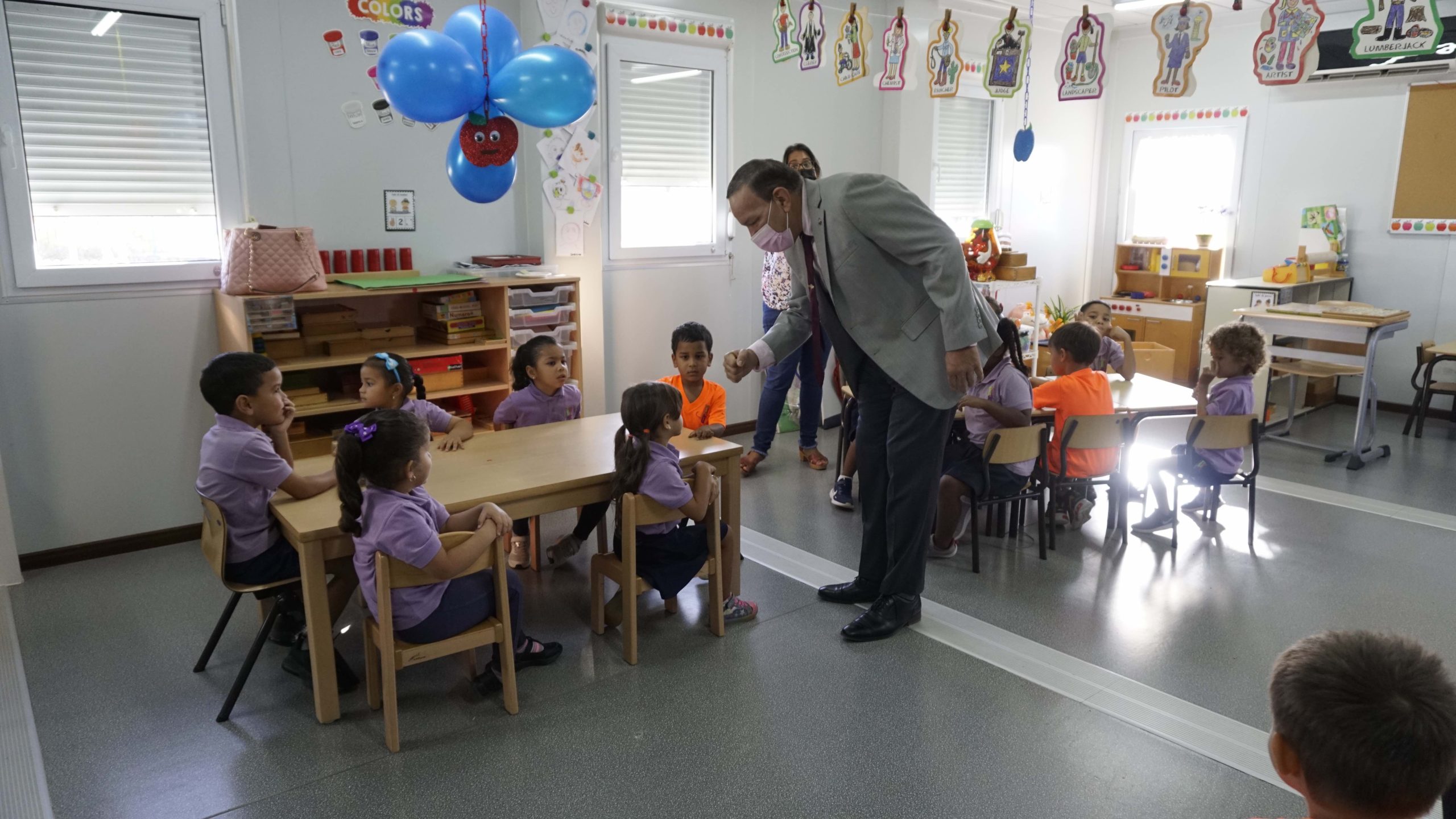 Prome Minister A Keda Sumamente Impresiona Cu E Bunita Presentacion Muchanan Di Kleuter Di Princes Amalia 160 Princes Amalia 7 Scaled