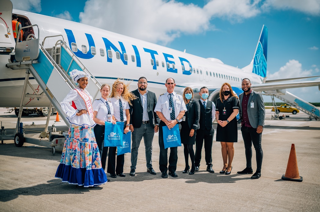 Boneiru Ta Yama Bon Biní Na United Airlines 163 United Boneiro 5