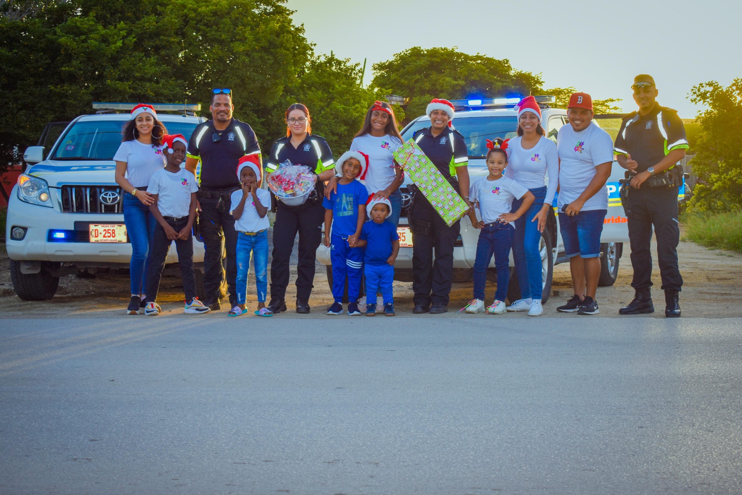 Polis Y Kidsaruba A Parti 10 Basket Pa Famia Di Menos Recurso 160 Kpa 2 Scaled