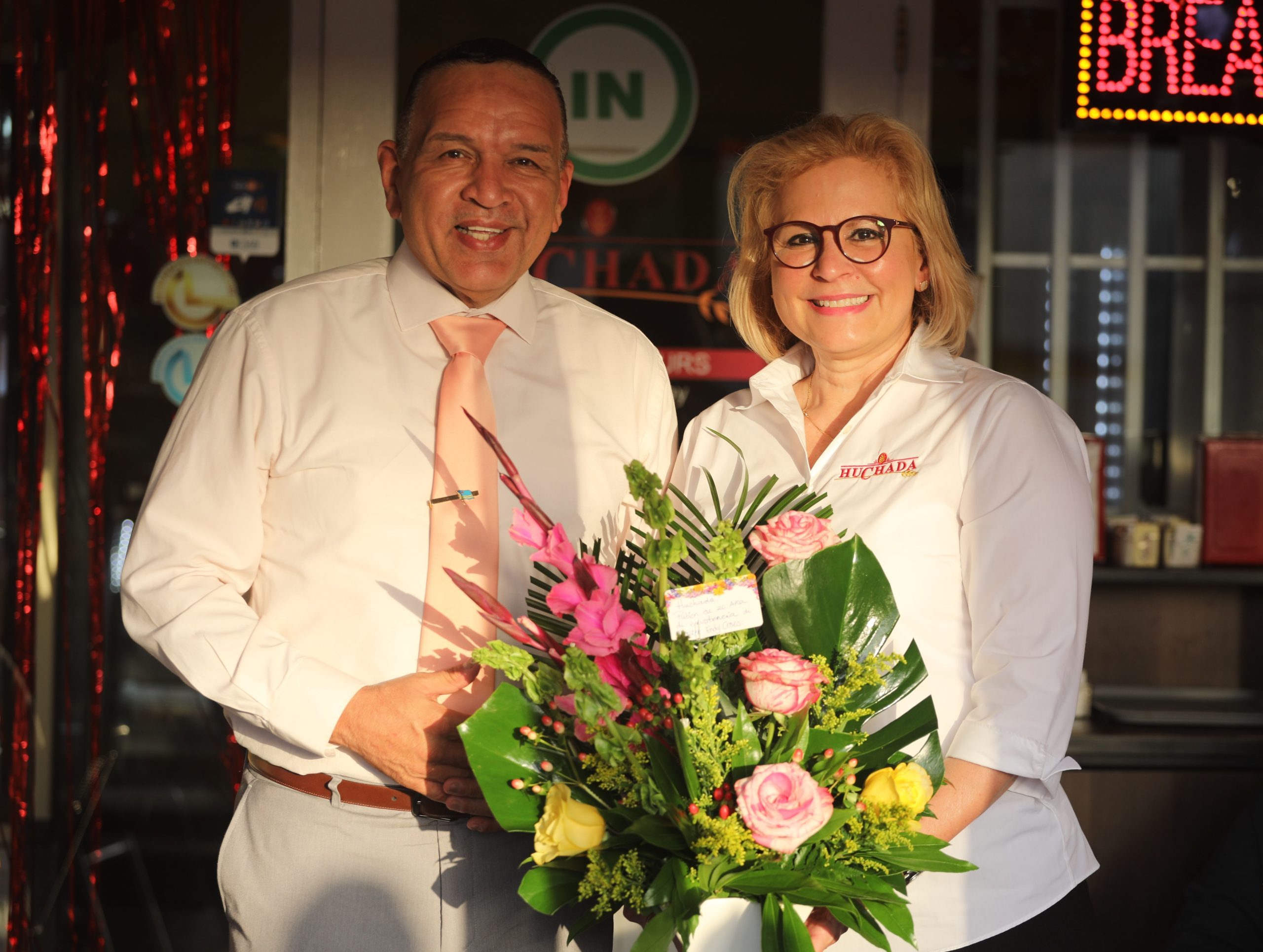 Minster Endy Croes: Ta Felicita Huchada Bakery Cu 20 Aña Di Existencia 162 Huchada7 Scaled