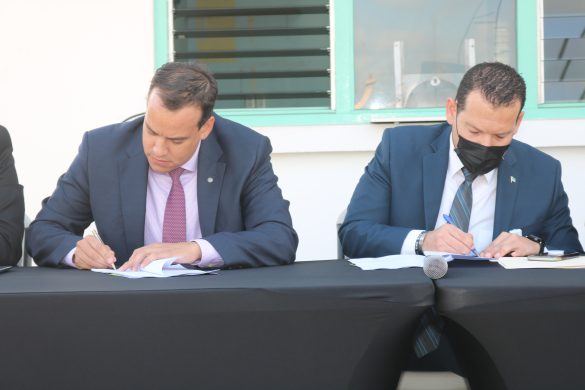 Minister Rocco Tjon: A Firma Un “Lease Agreement” Conhuntamente Cu Aruba Ports Authority (Apa) Pa Edificio Nobo Pa Polis Maritimo 161 Img 6088