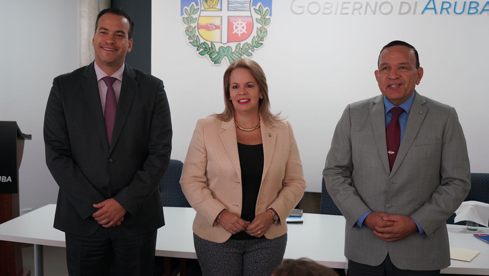 Prome Minister Evelyn Wever-Croes: Encuentro Informativo Cu Studiantenan Di Ipa 162 Ipa 4