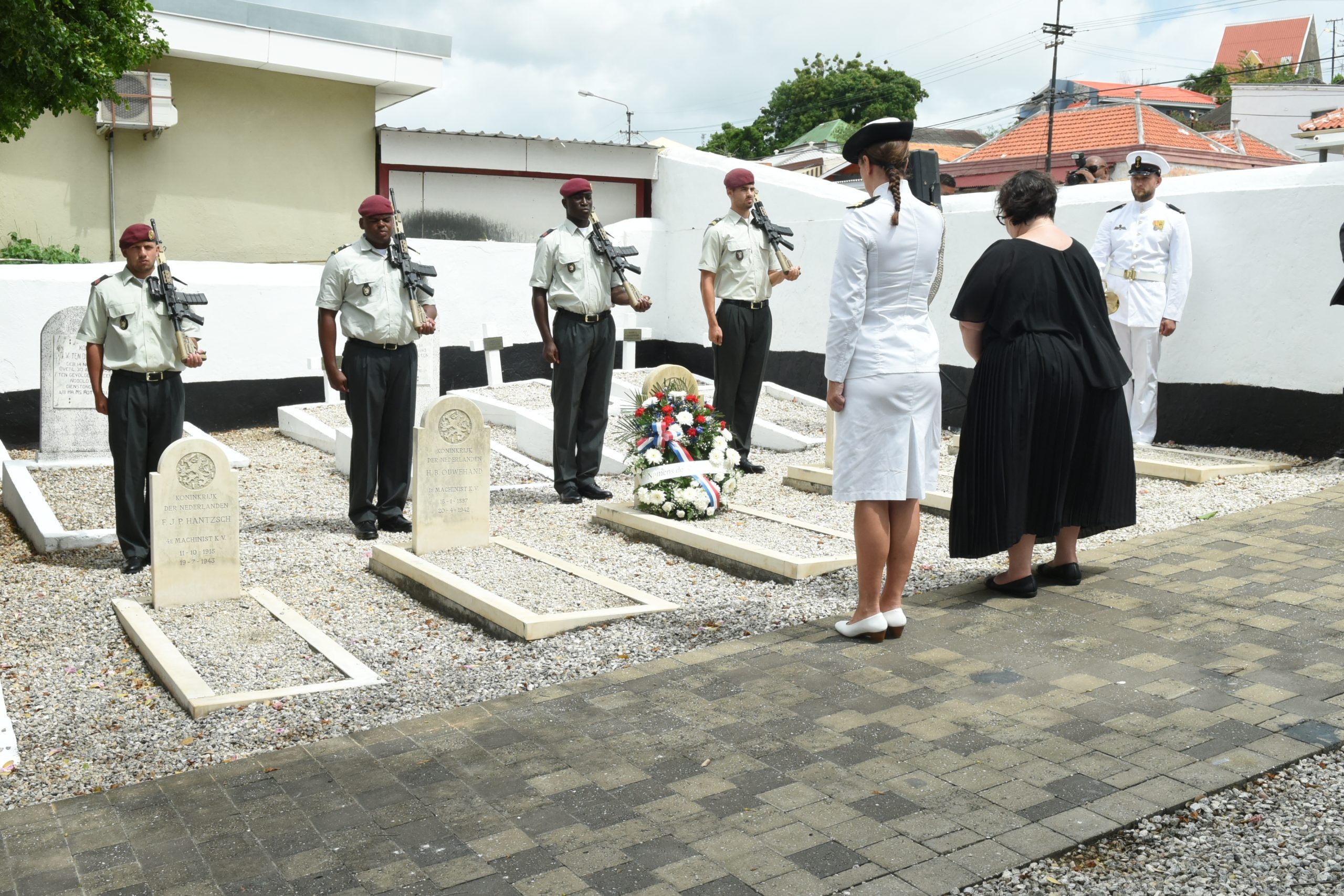Dia Di Sakrifisio Patrimonial E Aña Akí Den Un Forma Ekstenso Despues Di Dos Aña 160 Doden Herdenking 1