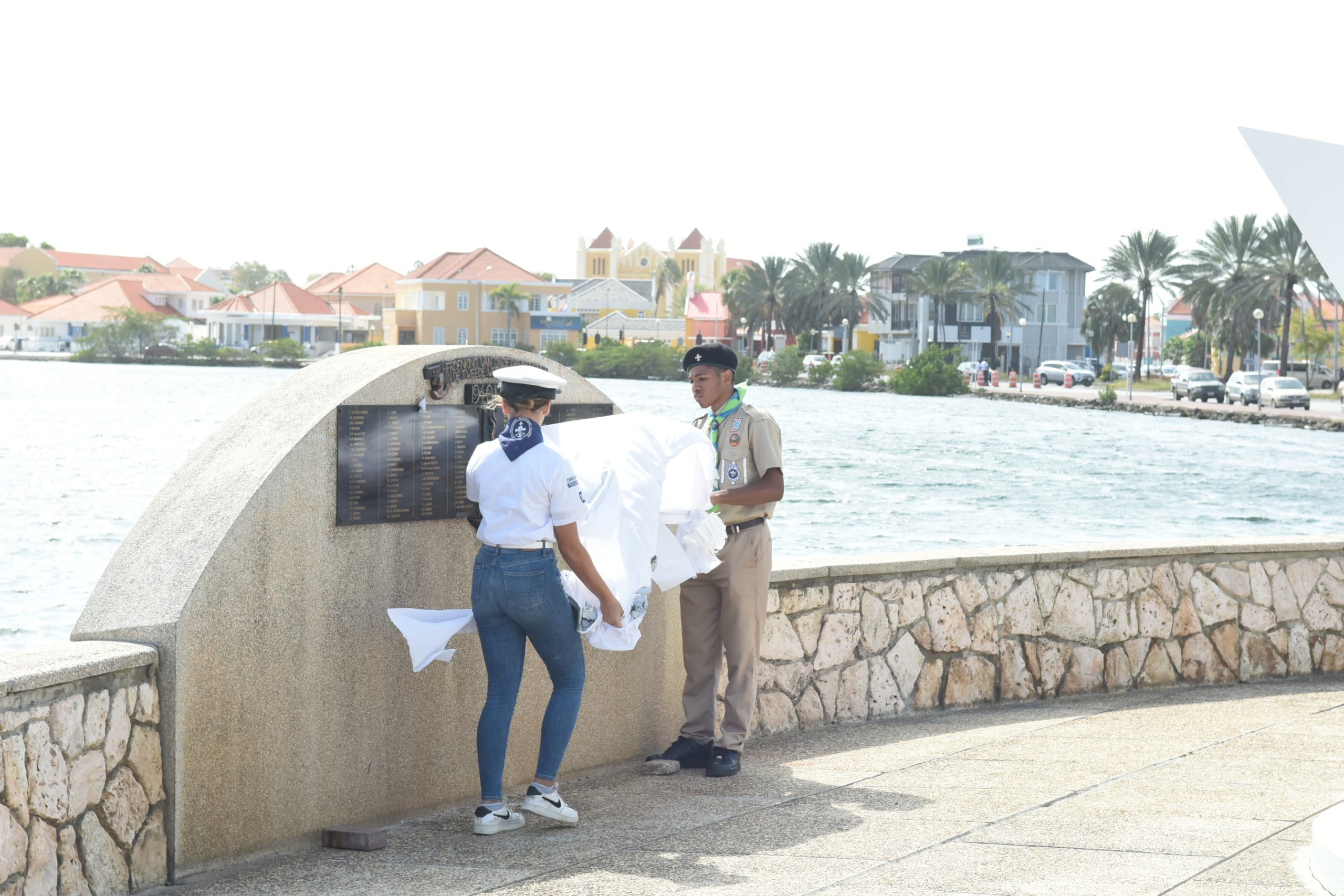 Dia Di Sakrifisio Patrimonial E Aña Akí Den Un Forma Ekstenso Despues Di Dos Aña 165 Doden Herdenking 6