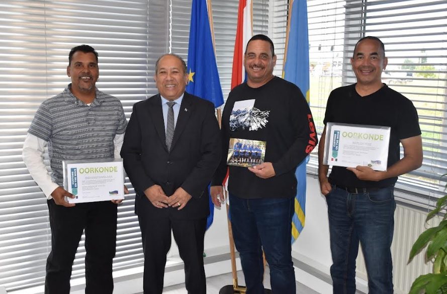 Douaneronan Cu A Participa Na Vierdaagse Di Nijmegen A Bishita Arubahuis 162 1 19