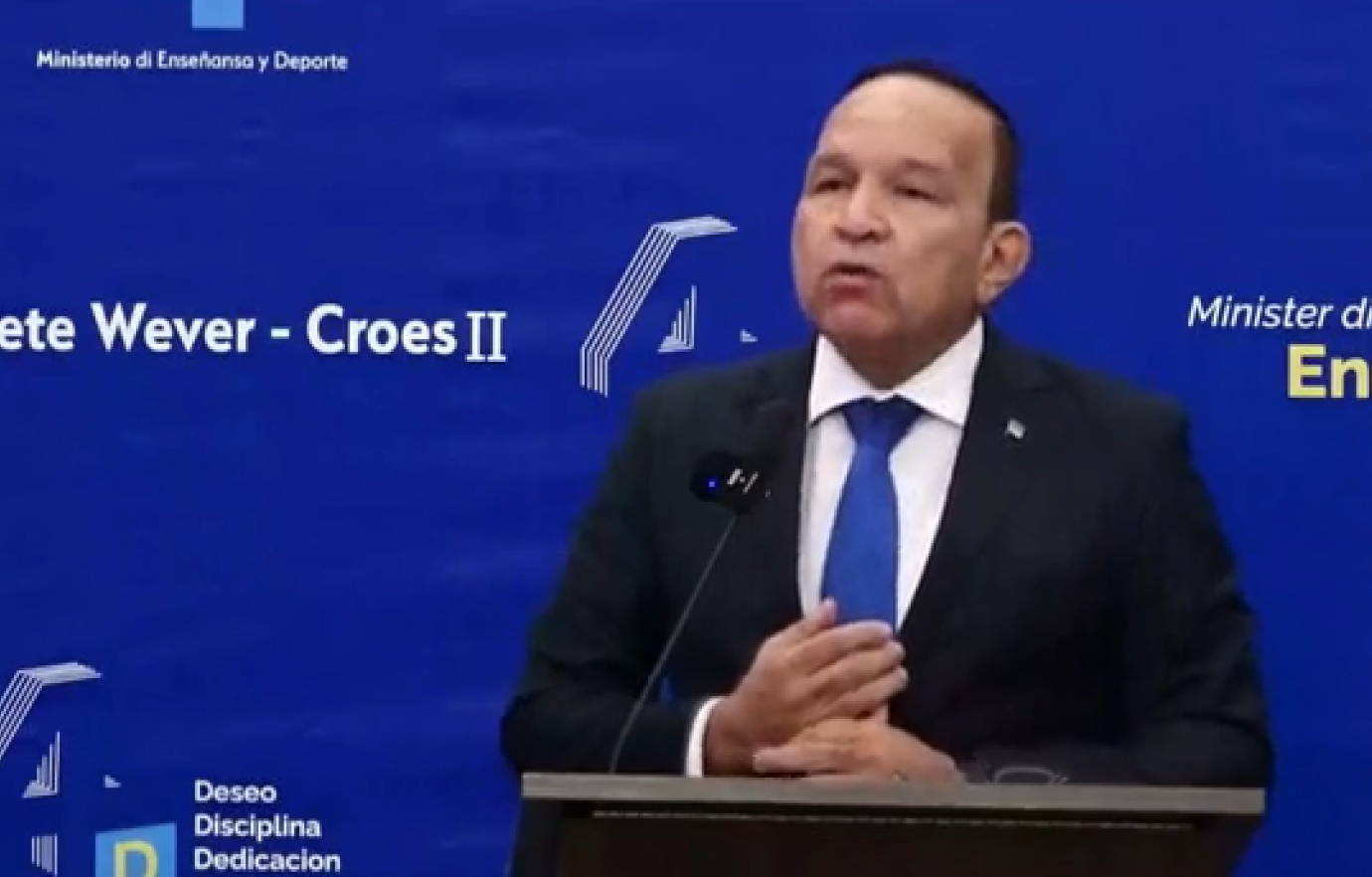 Minister Endy Croes a conta un poco di historia riba e situacion di ...