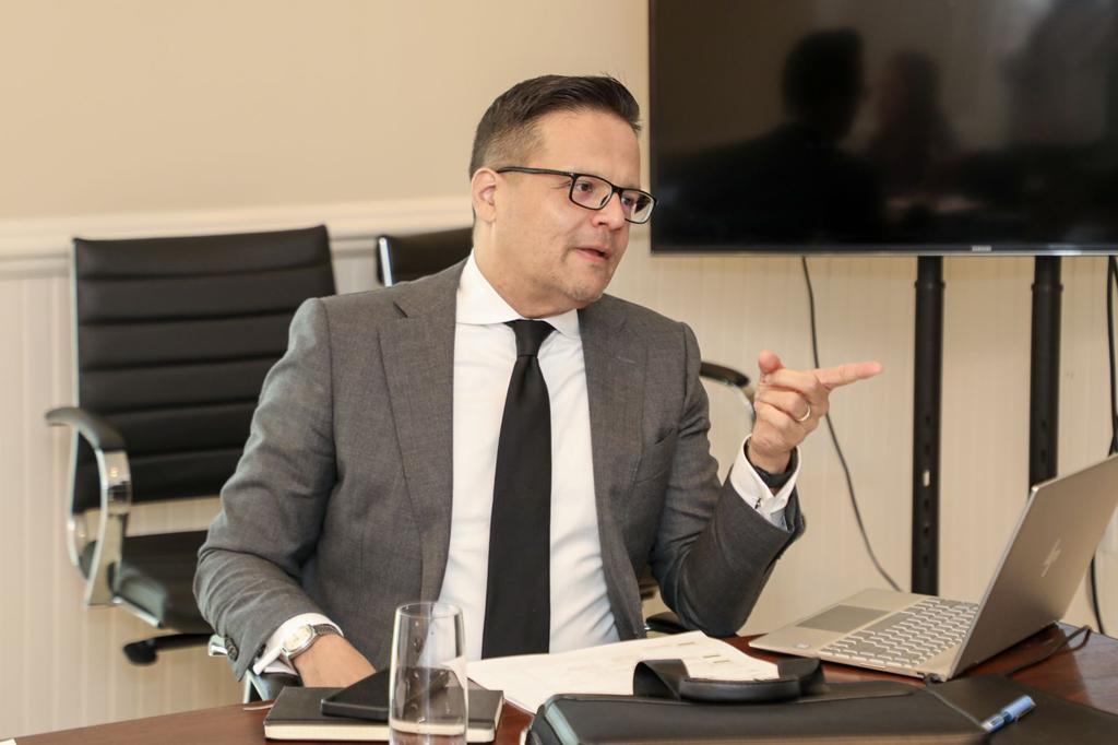 Ekipo Di Aruba Ta Enfocando Riba Temanan Escencial Cual Lo Conduci Na Mehoracion Y Reforsamento Di E Columna Financiero 161 Reunion 02