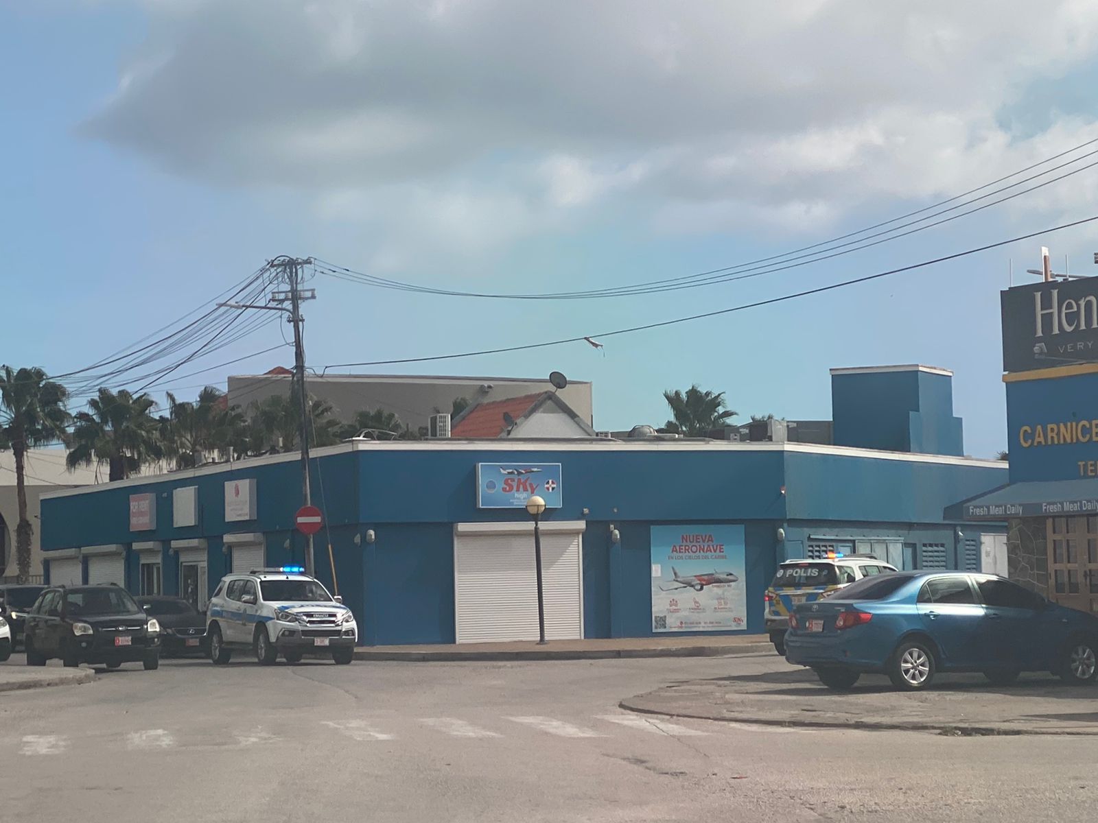 Polis A Bay Pa Atende Cu Homber Cu Ta Core Cu Machete Tras De Muhe 160 Whatsapp Image 2022 07 03 At 3.53.29 Pm
