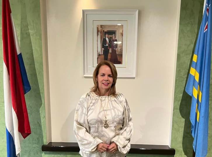 Prome Minister Evelyn Wever Croes 2