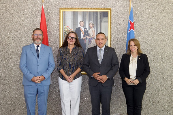 Minister Endy Croes A Trata Diferente Tema Pa Cu Ensenansa Den Su Totalidad1