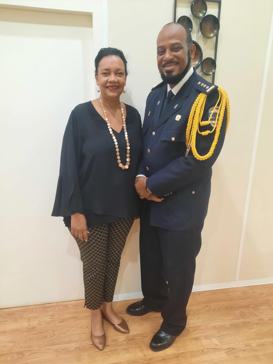 Minister Di Husticia Shalten Hato Ta Gradisi Director Di Sdkk Cu Su 42 Ana Di Ta Sirbi Su Pais 3