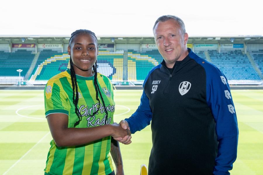 Vanessa Susanna A Firma Cu Club Ado Den Haag Damas 160 Vanessa Susanna3