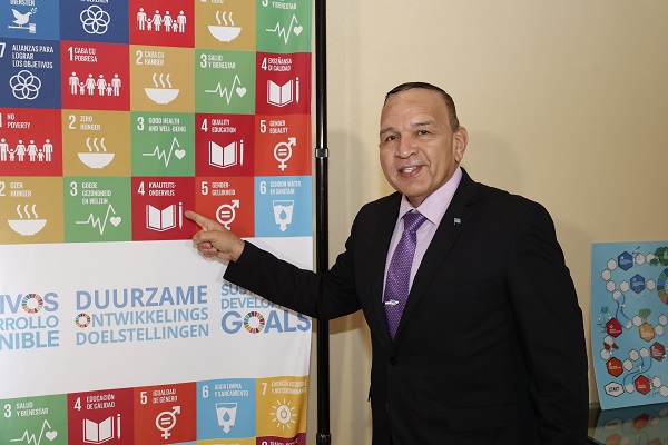 Minister Endy Croes2