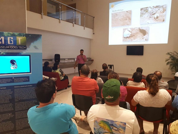 Presentacion Desaroyo Di Arkeologia Subacuatico Na Aruba4