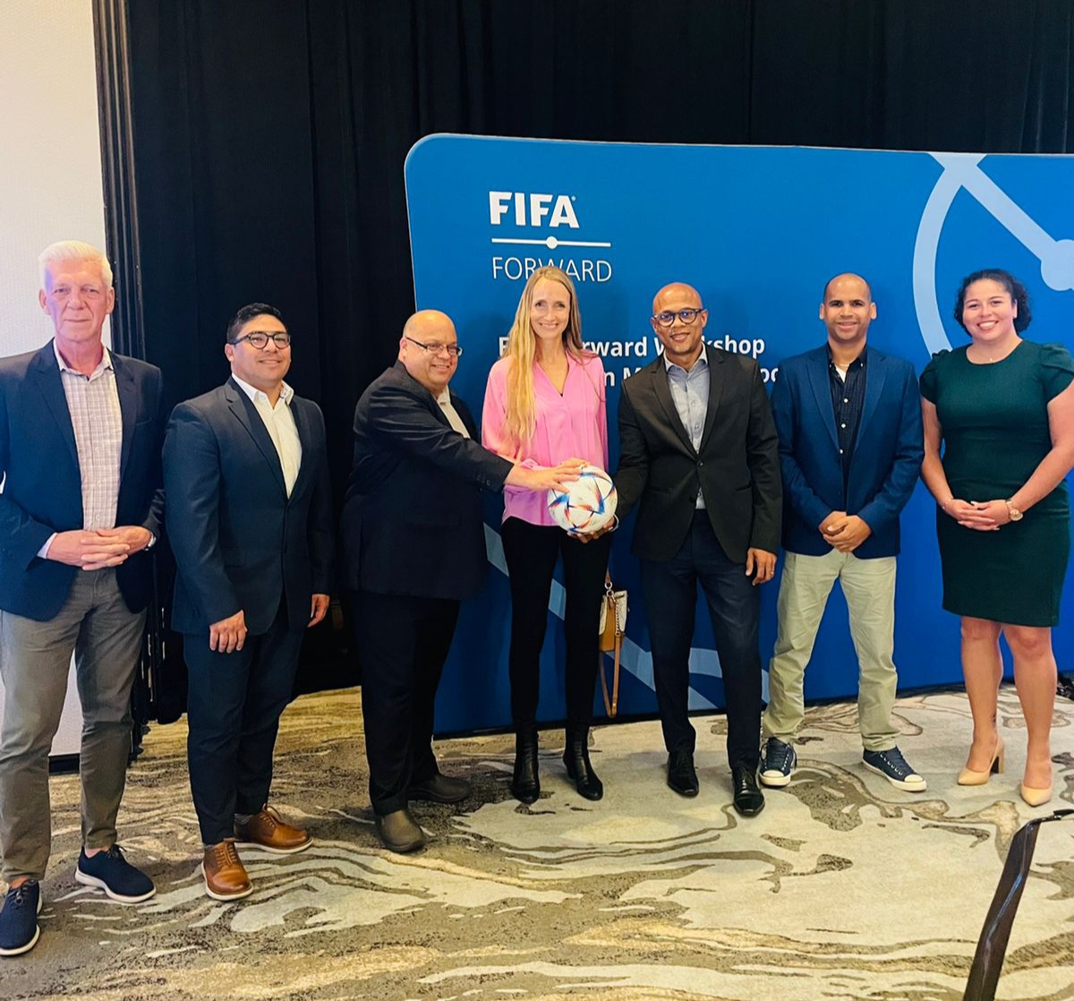 Delegacion di AVB a atende FIFA Forward workshop na Miami - EA News Aruba