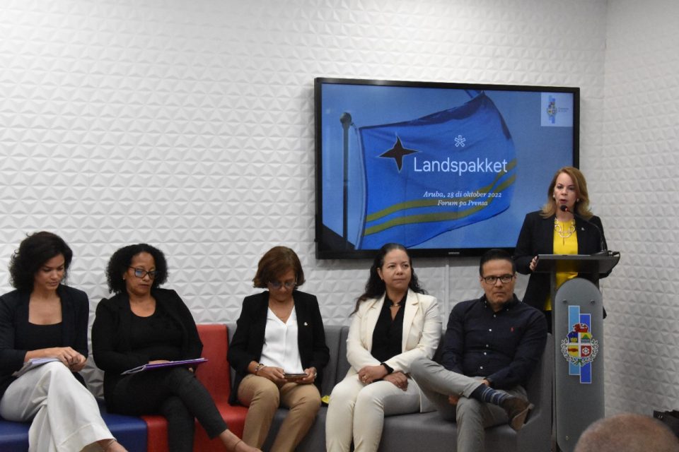 Landspakket Ta Consisti Di 8 Area Cu Ta Pasonan Di Reforma Cu Ta Keda Evalua Cada Kwartaal