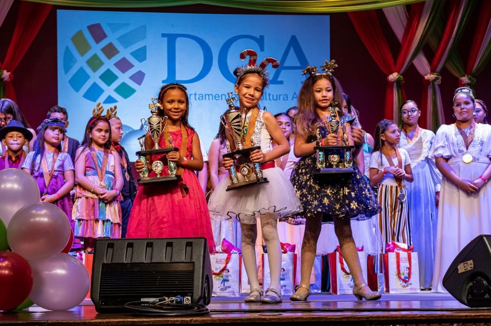 Tremendo Festival Di Kids Teens Christmas Song Festival Su Di 10 Edicion...