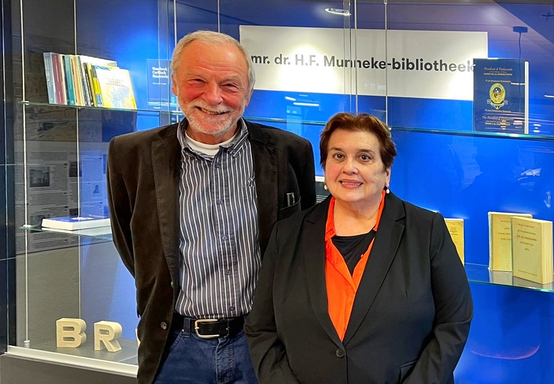 Director Di Arubahuis A Haci Apertura Di Biblioteca Harold Munneke