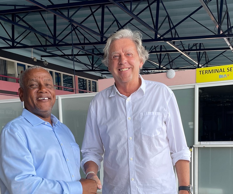 Kwartiermaker Klimaattafel Ed Nijpels Ontvangen Op Bonaire