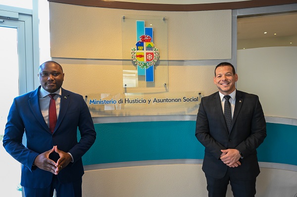 Minister Rocco Tjon: Ta Bay Sigui Inverti Den Tecnologia Y Educacion Pa Combati Criminalidad Mas Eficiente Y Mas Eficaz Na Aruba 160 Ta Bay Sigui Inverti Den Tecnologia Y Educacion Pa Combati Criminalidad Mas Eficiente Y Mas Eficaz Na Aruba..3