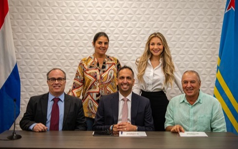 Minister Dangui Oduber: A Firma Acuerdo Entre Tpef Y Fundacion Stimami Sterilisami 161 A Firma Acuerdo Entre Tpef Y Fundacion Stimami Sterilisami...