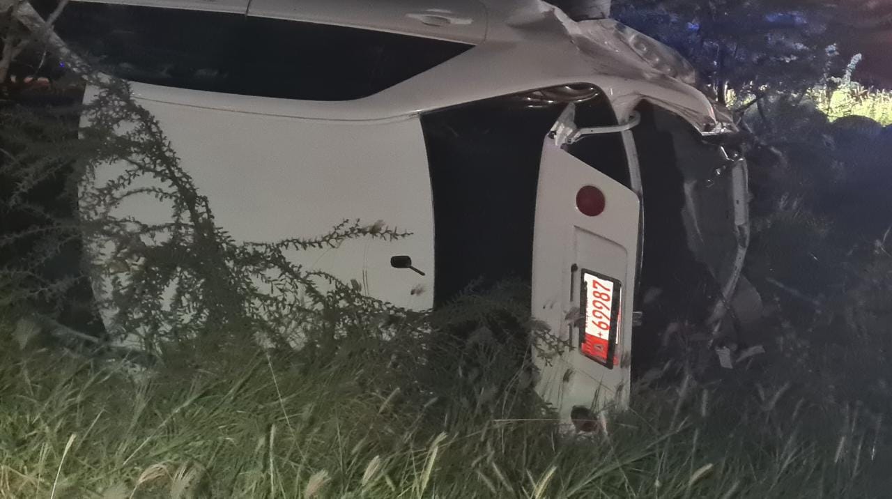 Auto Desconoci A Sera Altezza Blanco Y A Conduci Cu A Bolter 164 Auto A Bolter 6