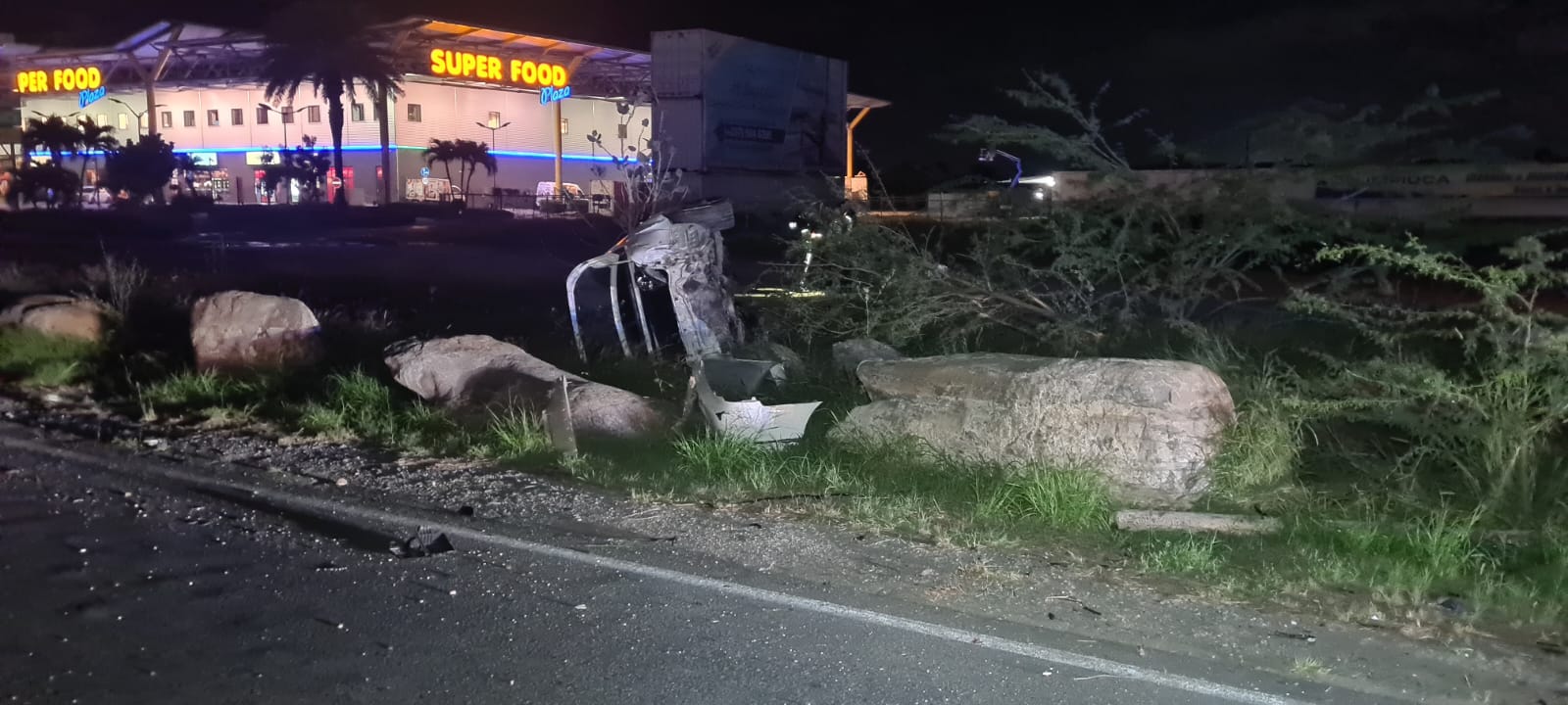 Auto Desconoci A Sera Altezza Blanco Y A Conduci Cu A Bolter 167 Auto A Bolter 9