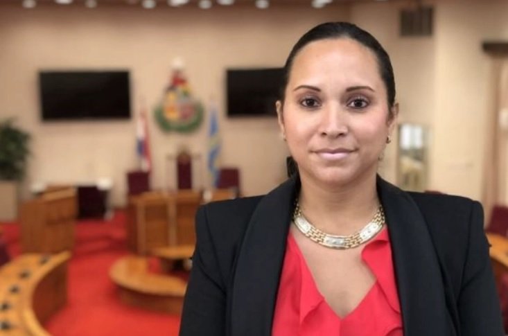 Parlamentario Gerlien Croes Nos A Habri 2023 Cu Prome Minister Ta Bay Papia Riba Democraties Deficit