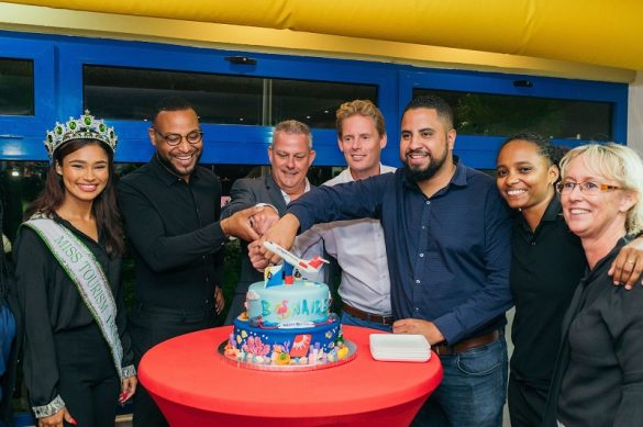 Bonaire Verwelkomt Eerste Jetair-Vlucht Vanaf Aruba 160 Boneiru Ta Yama Bon Bini Na E Prome Buelo Di Jetair .. 1