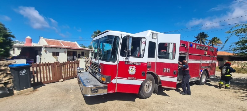 Brandweer A Atende Cu Candela Den Cushina Di Dos Persona Di Edad 162 Brandweer A Atende Cu Candela Den Cushina Di Dos Persona Di Edad