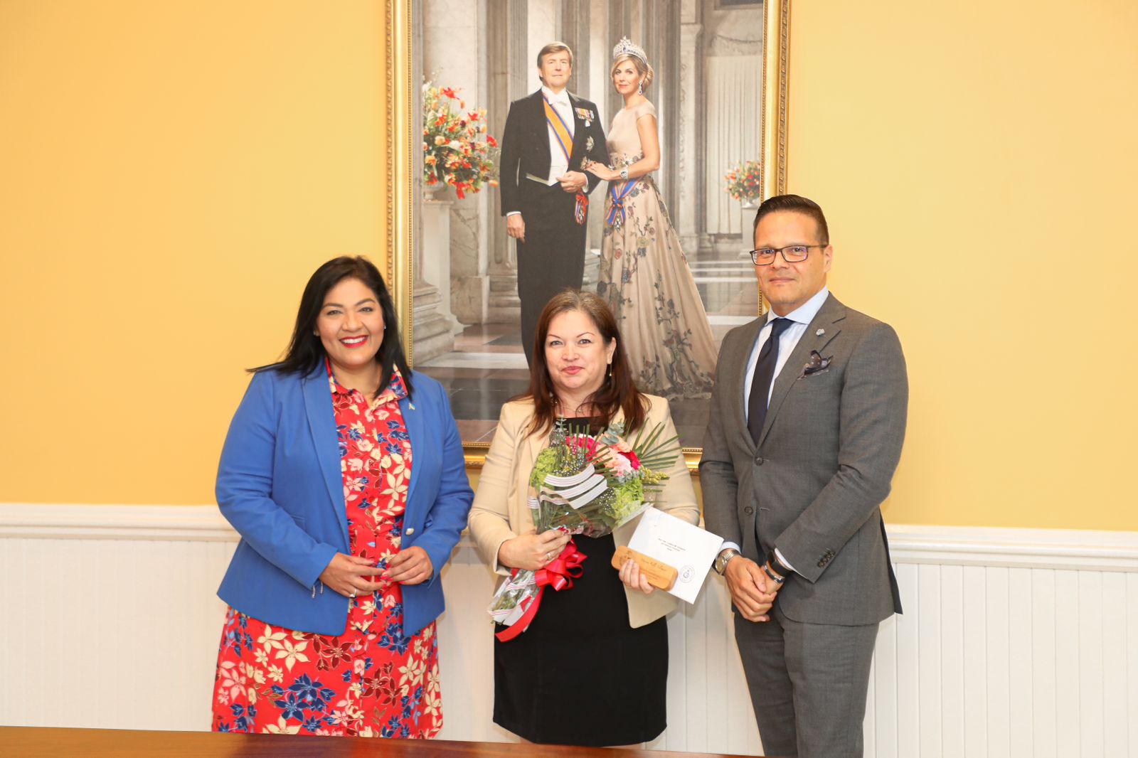 Cinco Empleado Publico A Cumpli Tres Decada 15