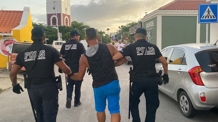 Detencion Na Playa 3