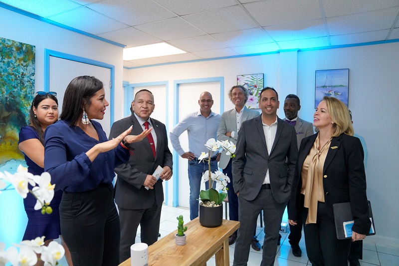 Premier Evelyn Wever - Croes: E Centro Pa Un Estilo Di Bida Saludabel Tin Un Papel Importante Den Prevencion Di Enfermedadnan No Transmisibel 162 E Centro Pa Un Estilo Di Bida Saludabel Tin Un Papel Importante Den Prevencion Di Enfermedadnan No Transmisibel...3