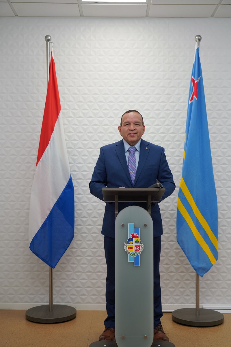 Minister Endy Croes A Elabora Riba Renobacion Di Compleho Deportivo Guillermo Prospero Trinidad